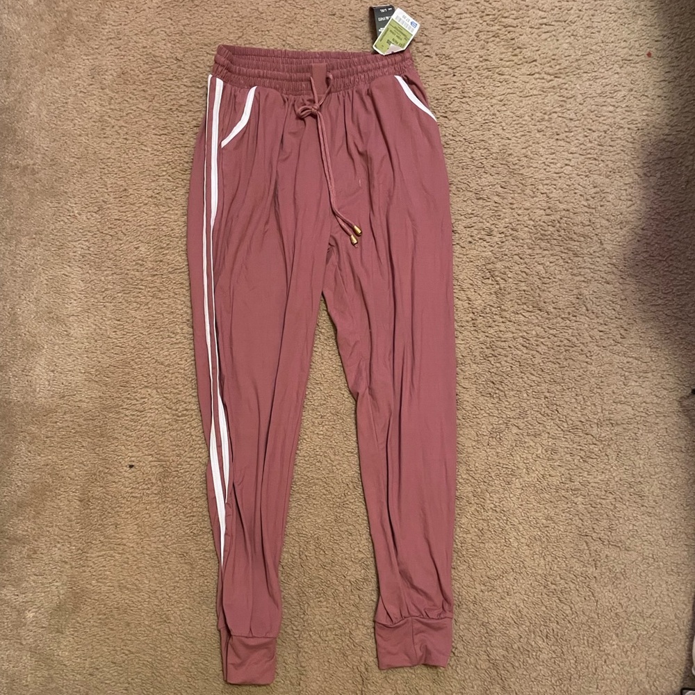 Mesa rose joggers pants with white stripes on the side